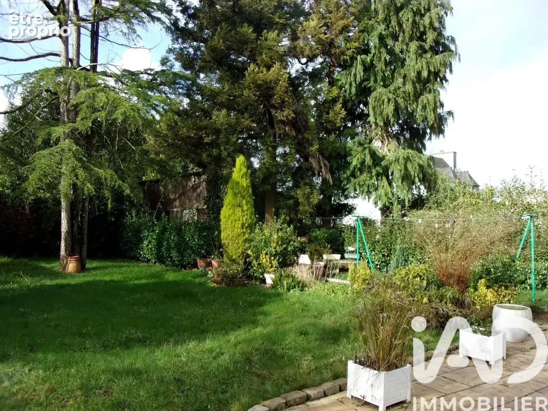 Photo 1 - Maison à LANDIVISIAU