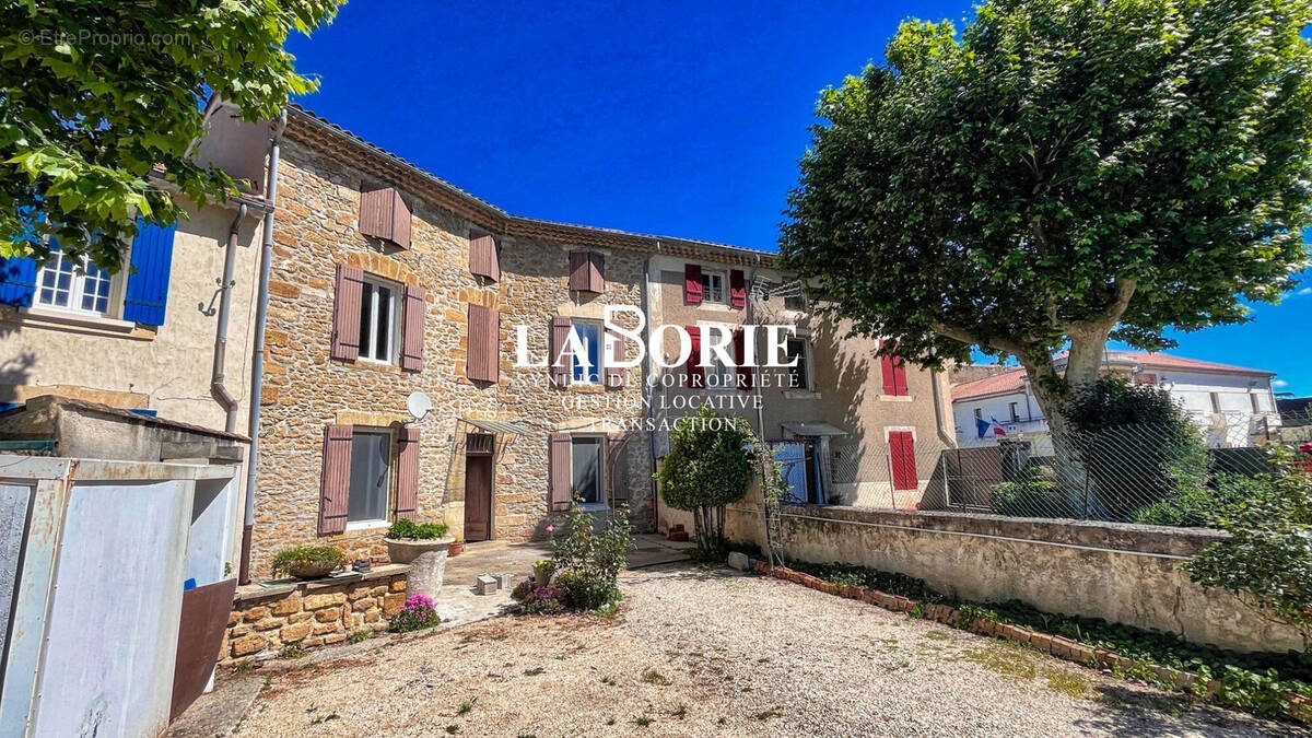 Maison à SORGUES