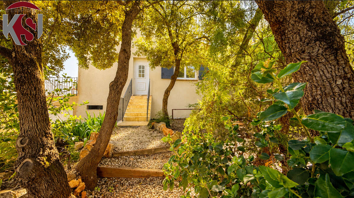 Villa t5 sur 450 m2 de terrain clos terrasse et  vaste garage - photo 14