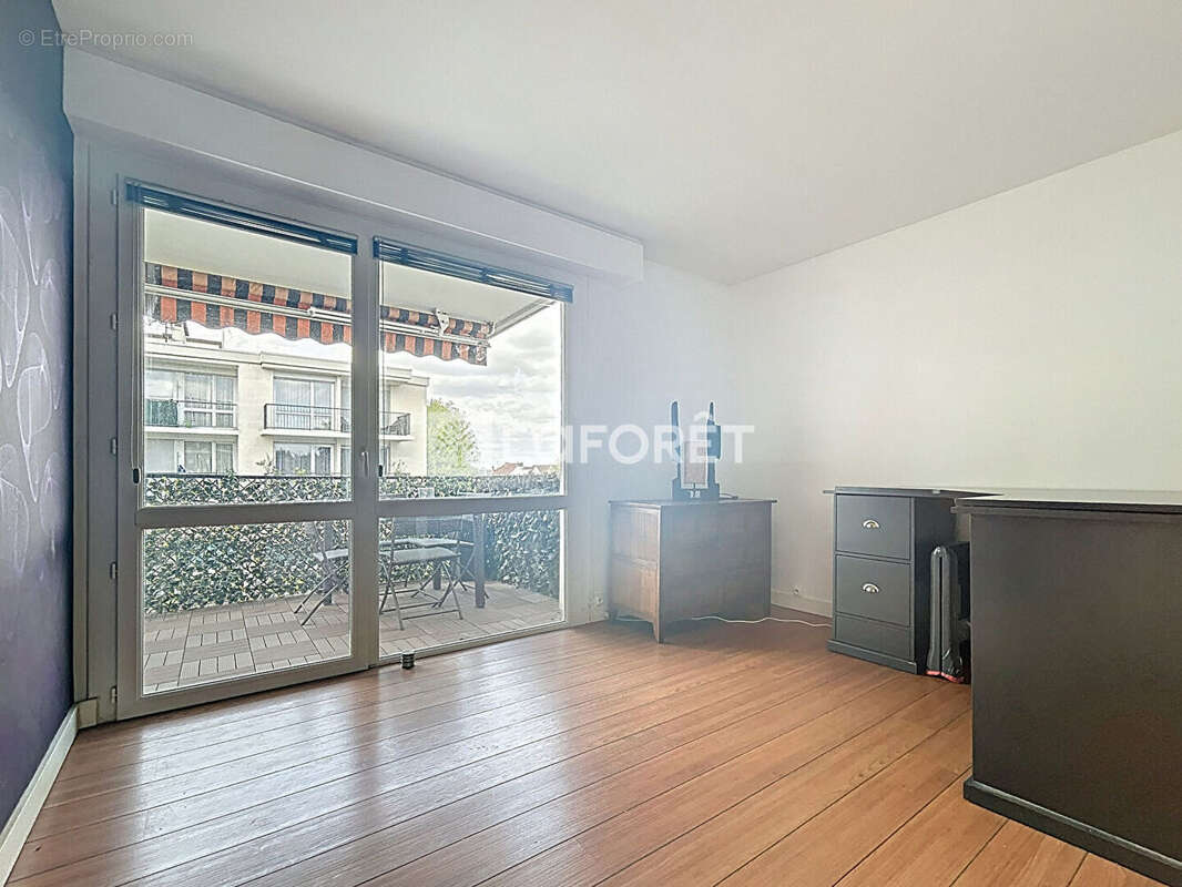 Appartement à CHENNEVIERES-SUR-MARNE