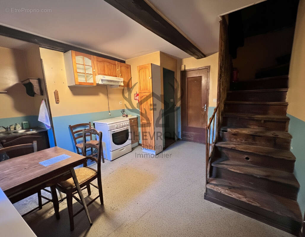 Maison à rénover - 110 m2 - Houldizy - photo 6