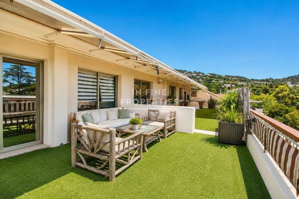 Appartement à CANNES