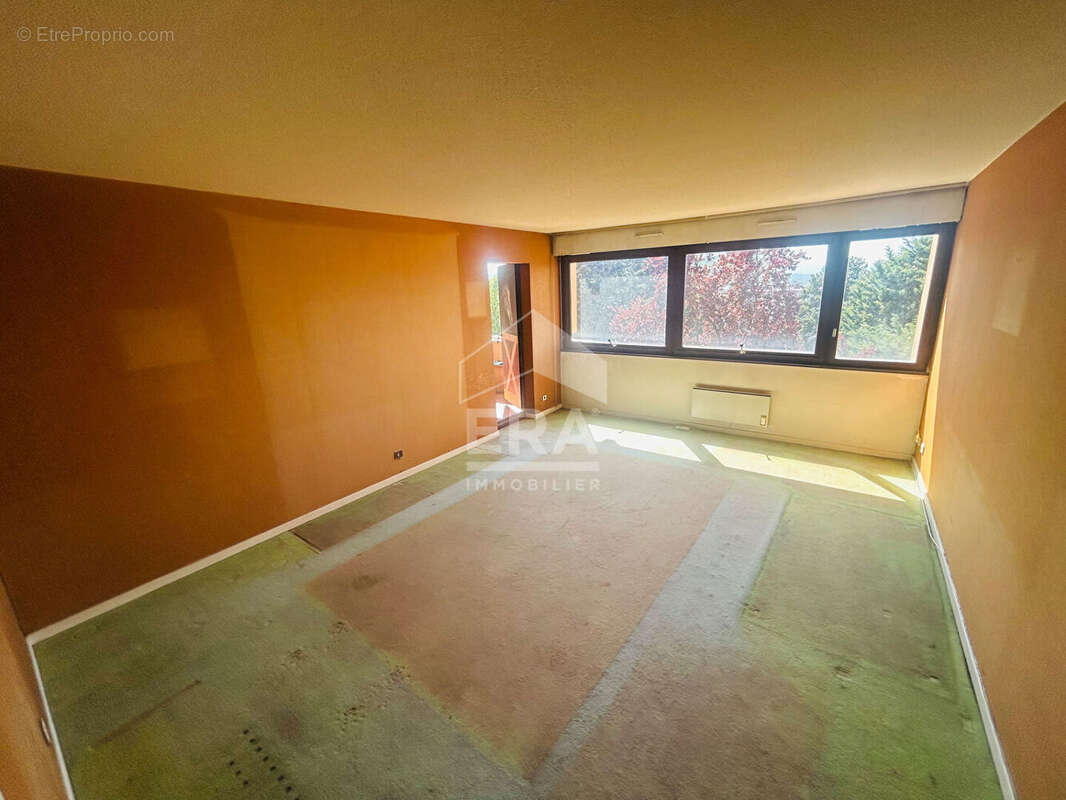 Appartement à VETRAZ-MONTHOUX