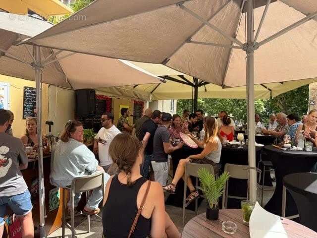 Commerce à SAN-MARTINO-DI-LOTA