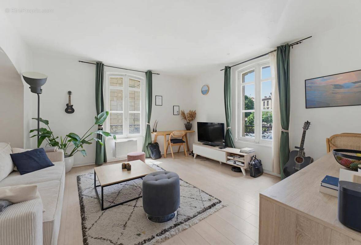 Appartement à BORDEAUX