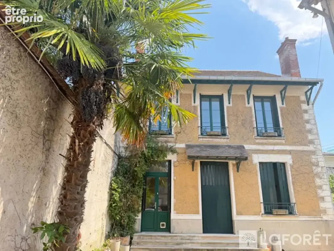 Photo Appartement à Fontainebleau au prix de 499 000€
