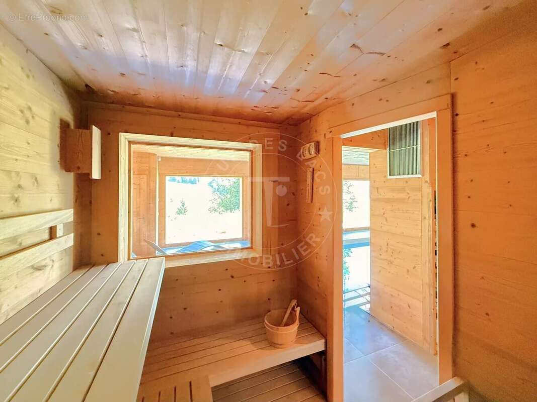 Le Grand-Bornand- Exceptionnel chalet de plus de 400 m2 au sol - photo 18