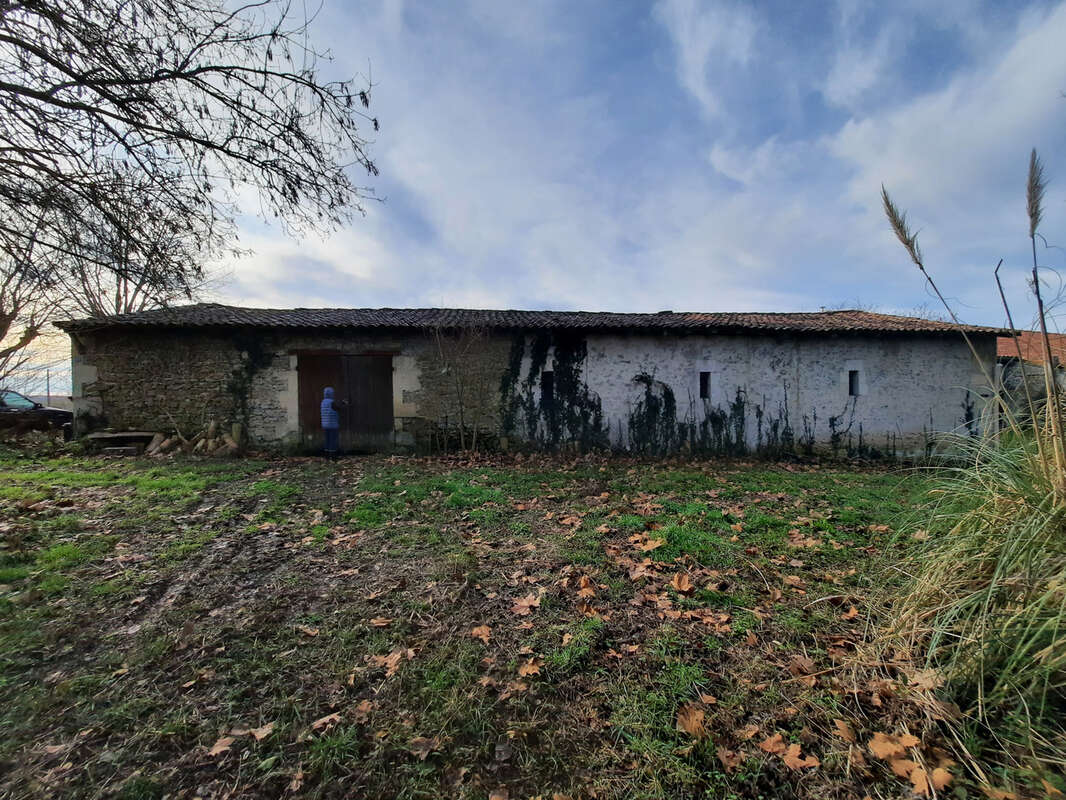 Autre à SAUVETERRE-DE-GUYENNE