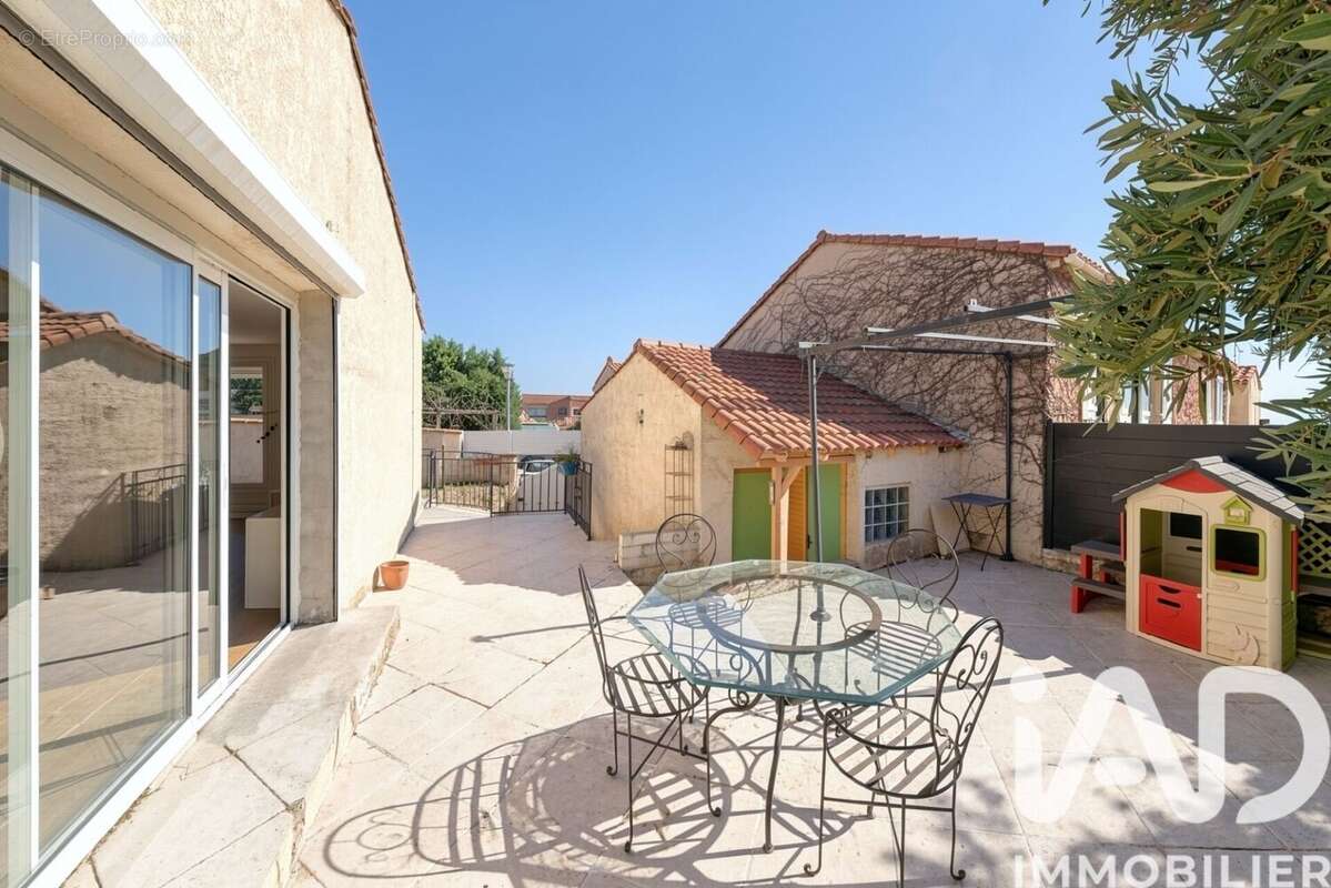 Photo 3 - Maison à VITROLLES