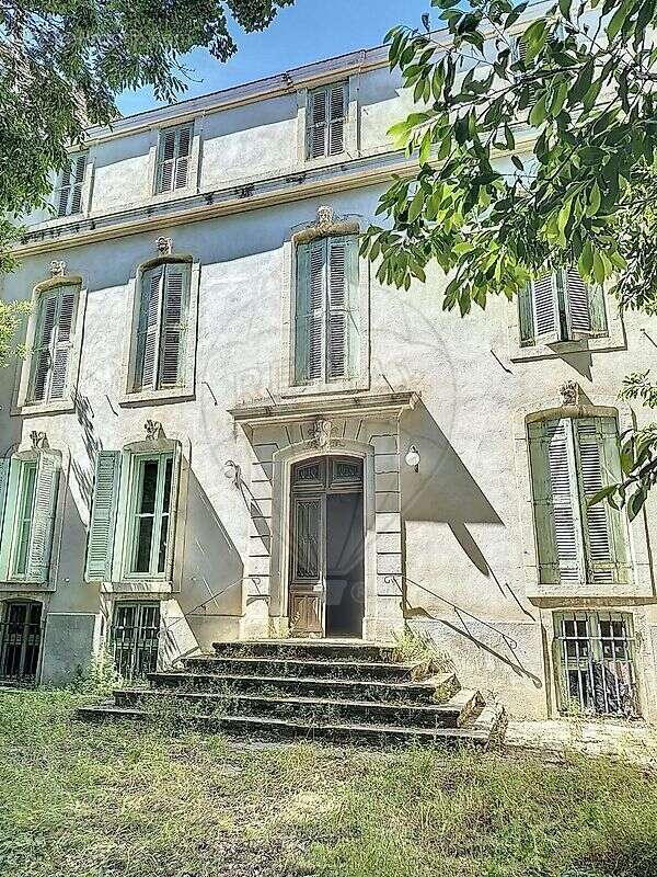 Autre à NIMES