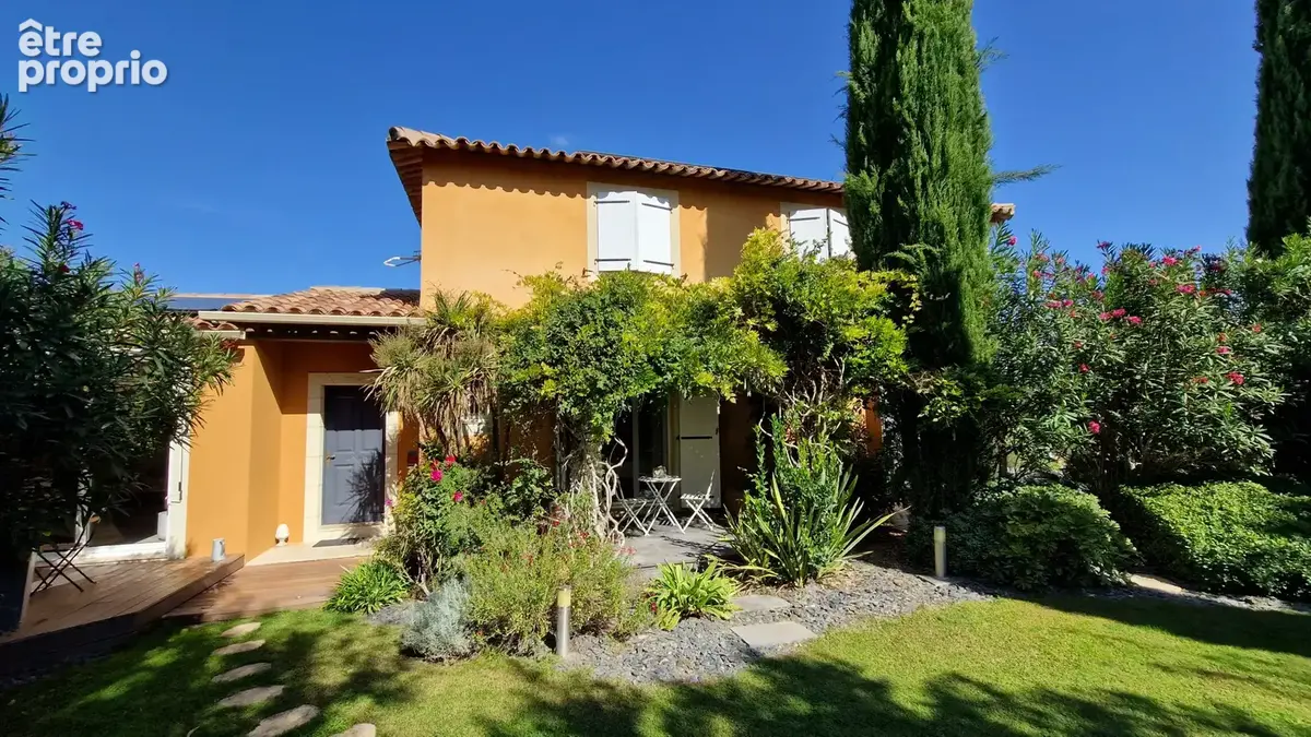 Exclusivite: vente d'une maison architecte 5 p - 4 ch avec terrasse et piscine a brignoles - photo 3