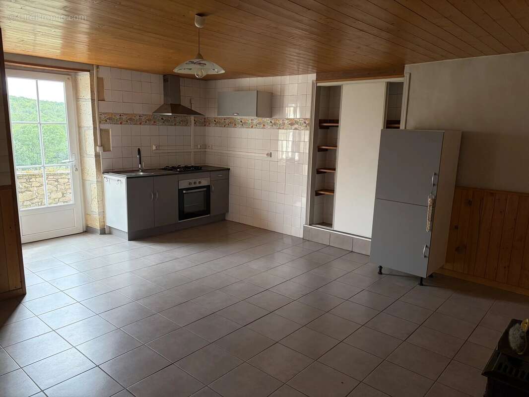 Jolie maison de village à Le Bourdeix - photo 5