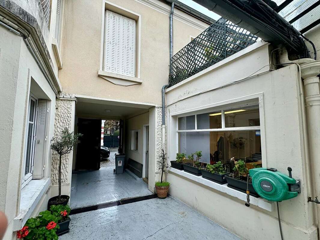 Appartement à ASNIERES-SUR-SEINE