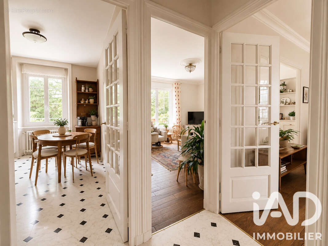 Maison 100 m² à Rennes  - photo 3
