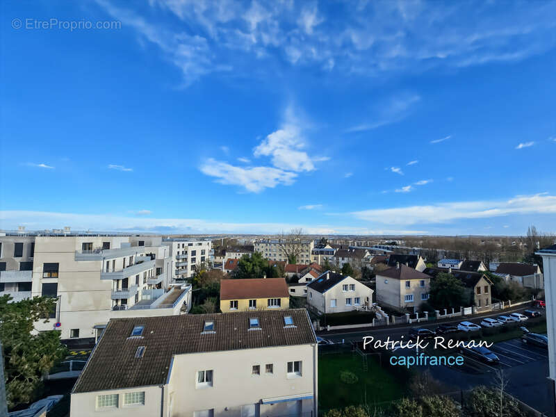 Appartement à vendre 4 pièces, T4, SAINT CYR L'ECOLE (78) - photo 11
