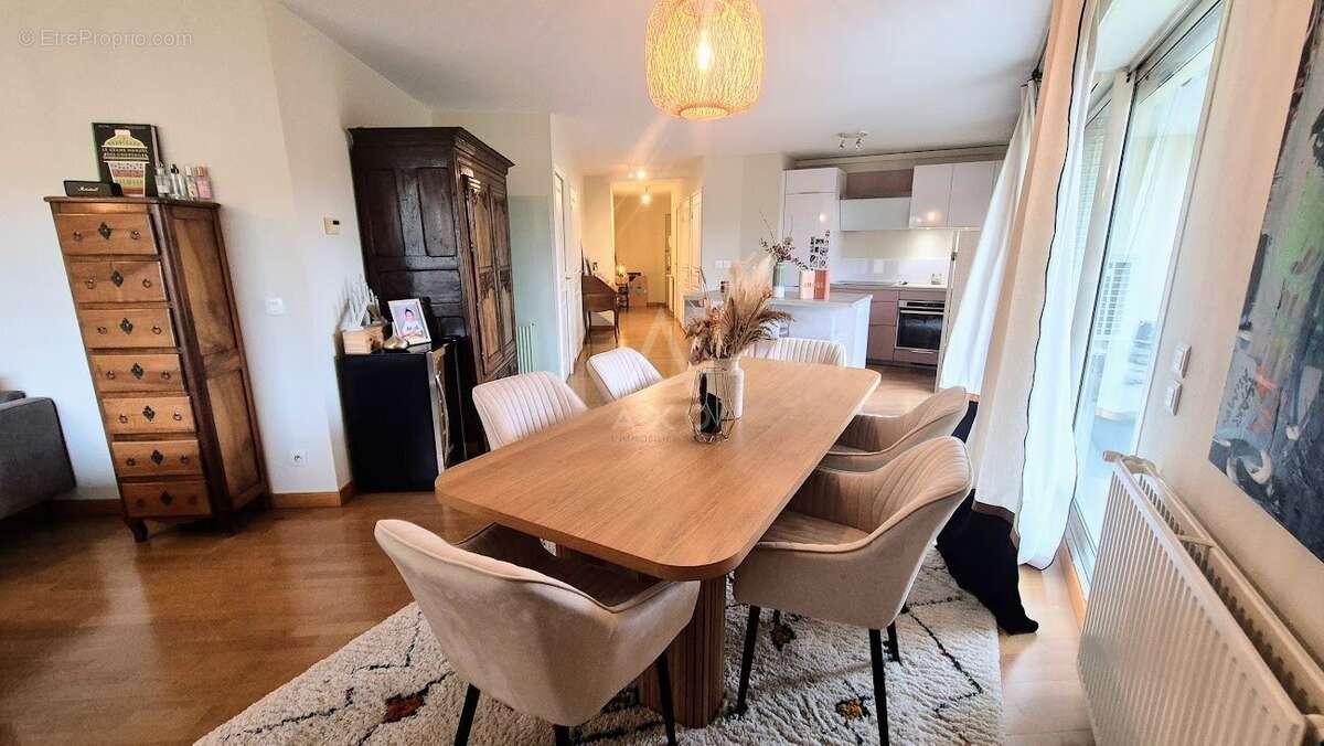 Bordeaux SAINT SEURIN Bel Appartement de standing vue sur jardins 3 chambres - photo 4