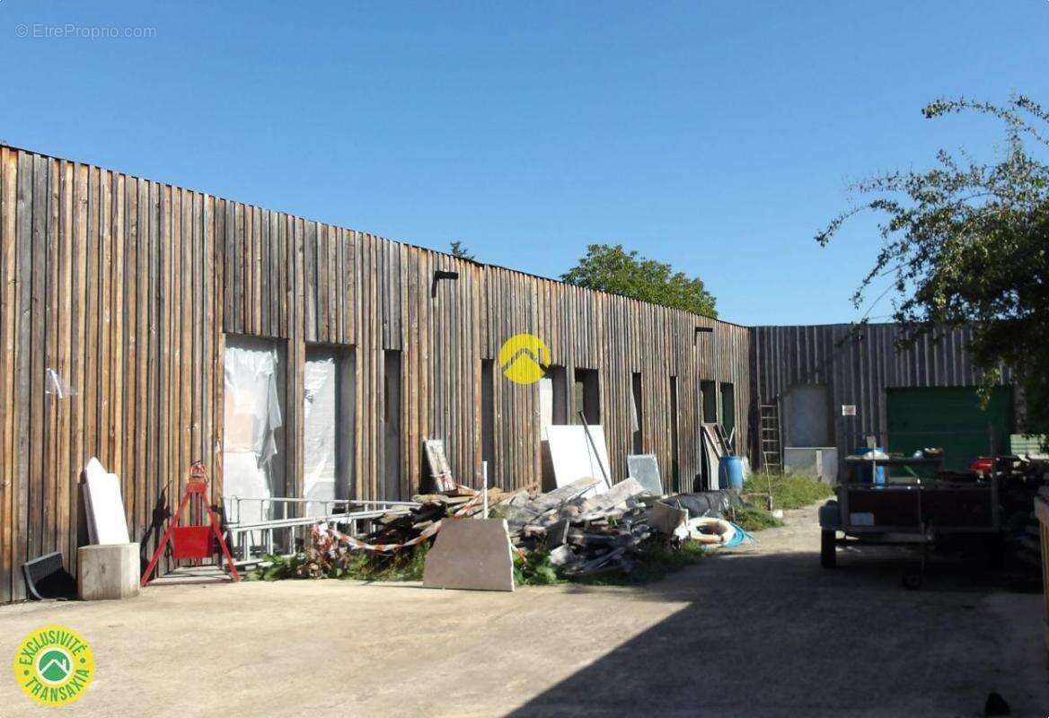 Maison à CENAC-ET-SAINT-JULIEN