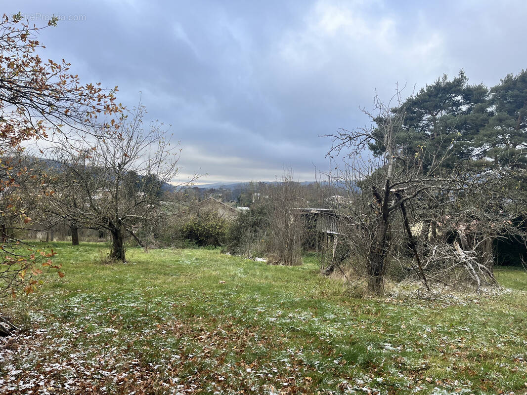 Terrain à UNIEUX