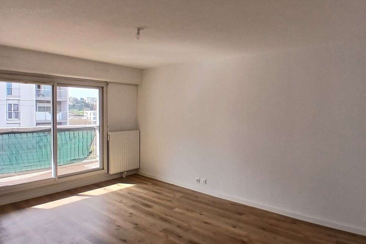Appartement à MARSEILLE-11E