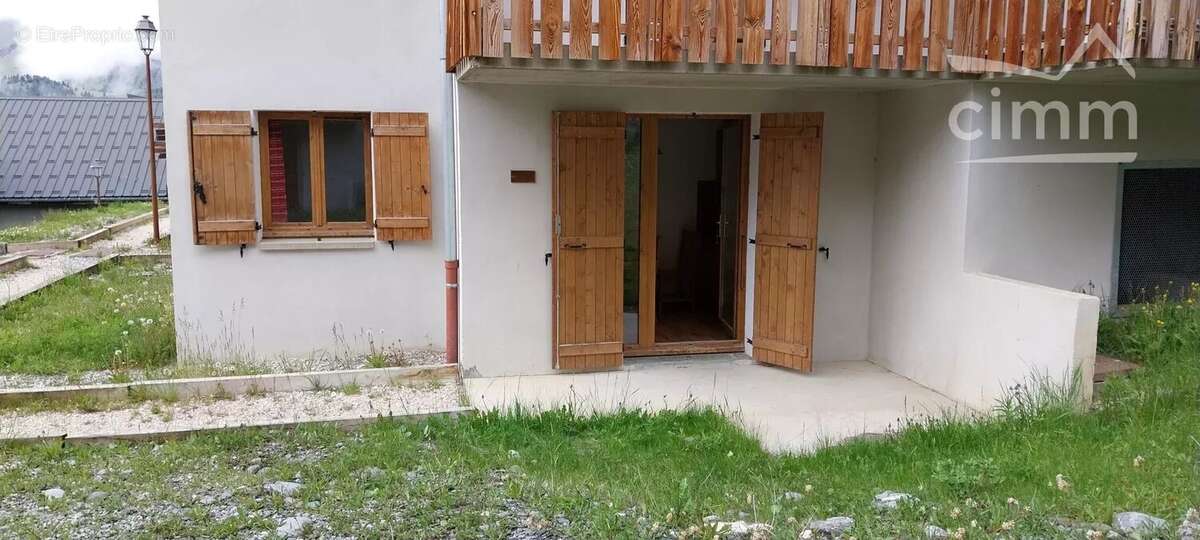 Appartement à ALBIEZ-MONTROND