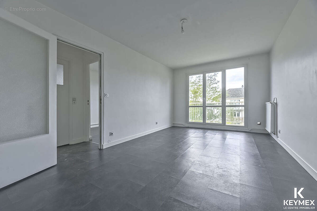 Appartement à TAVERNY