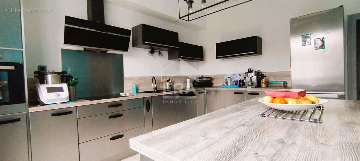 Maison à PORT-SAINTE-MARIE