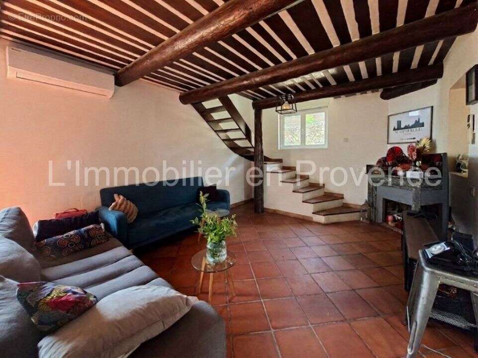 Maison 140 m² à Marseille-11e  - photo 8