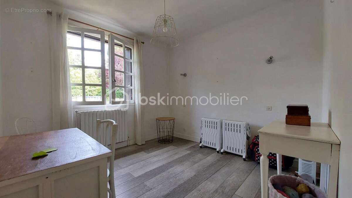 Maison à BAZENS