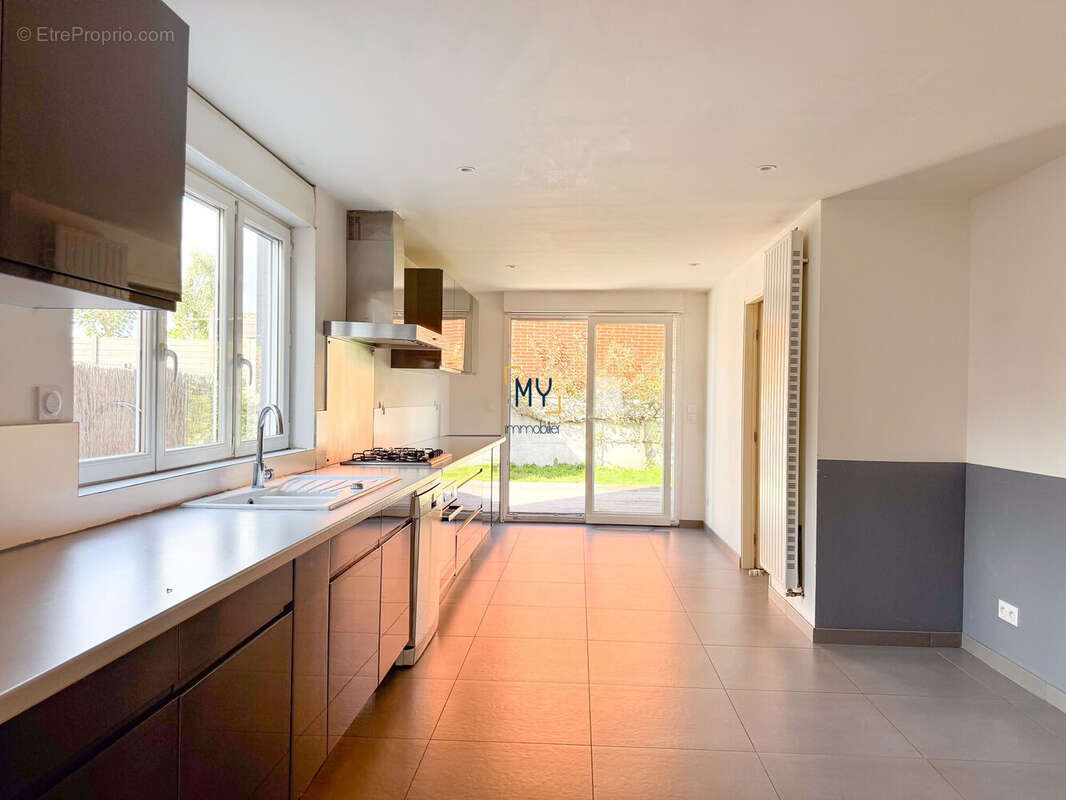 CUISINE - Maison à vendre - 4 pièces - 120 m² - Marcq-En-Baroeul - Maison à MARCQ-EN-BAROEUL