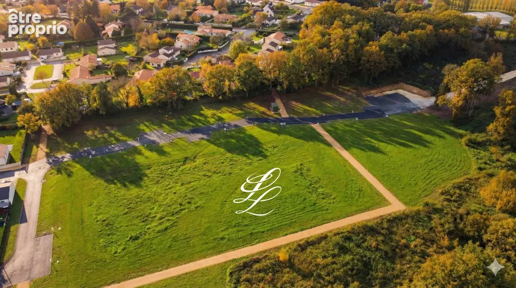DERNIÈRE CHANCE ! Les 16 derniers terrains à bâtir à Savigny-Lévescault - photo 4