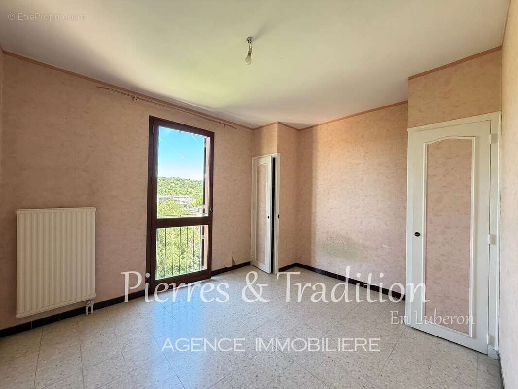 Appartement à APT