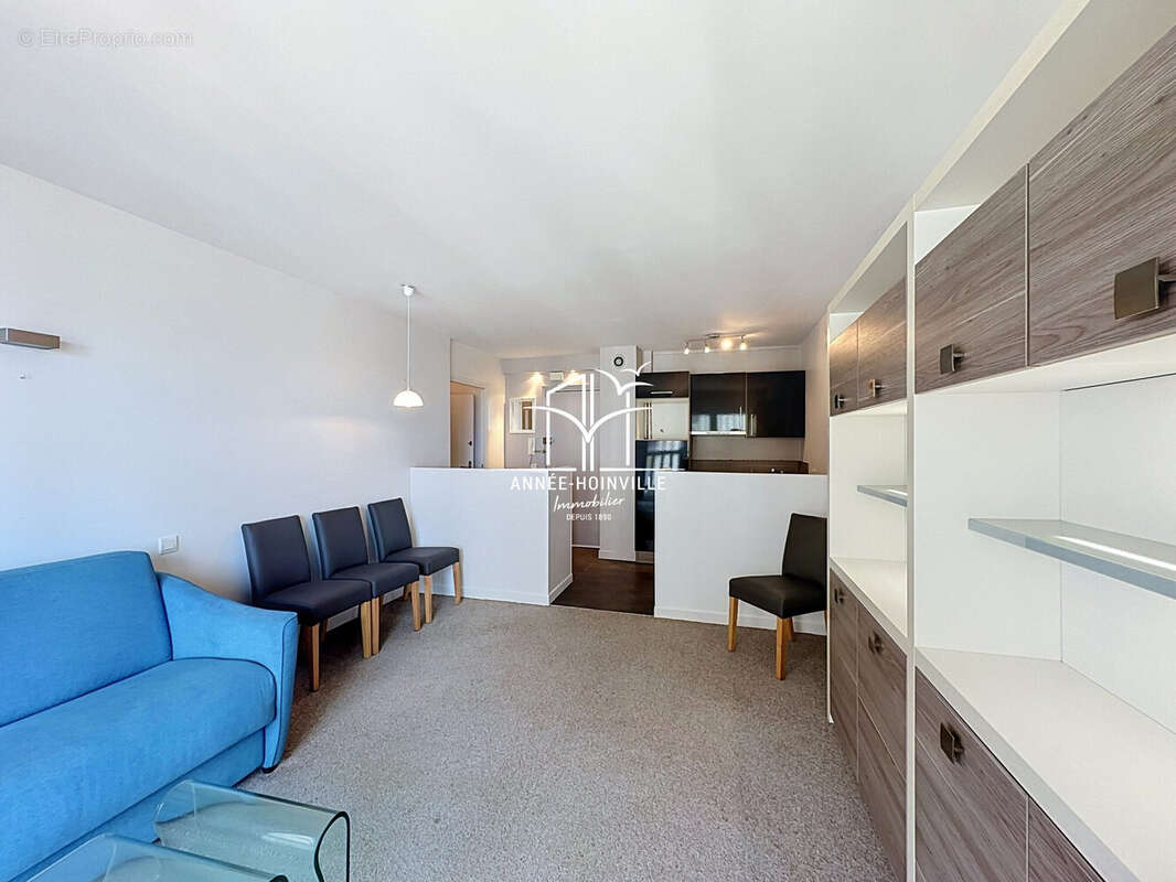 Appartement à BLONVILLE-SUR-MER