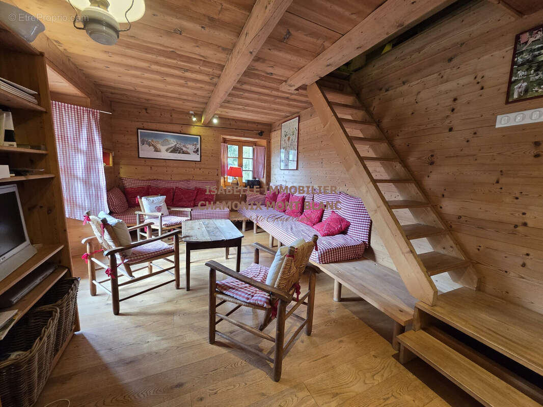 Etage / Vente Chamonix - Maison à CHAMONIX-MONT-BLANC