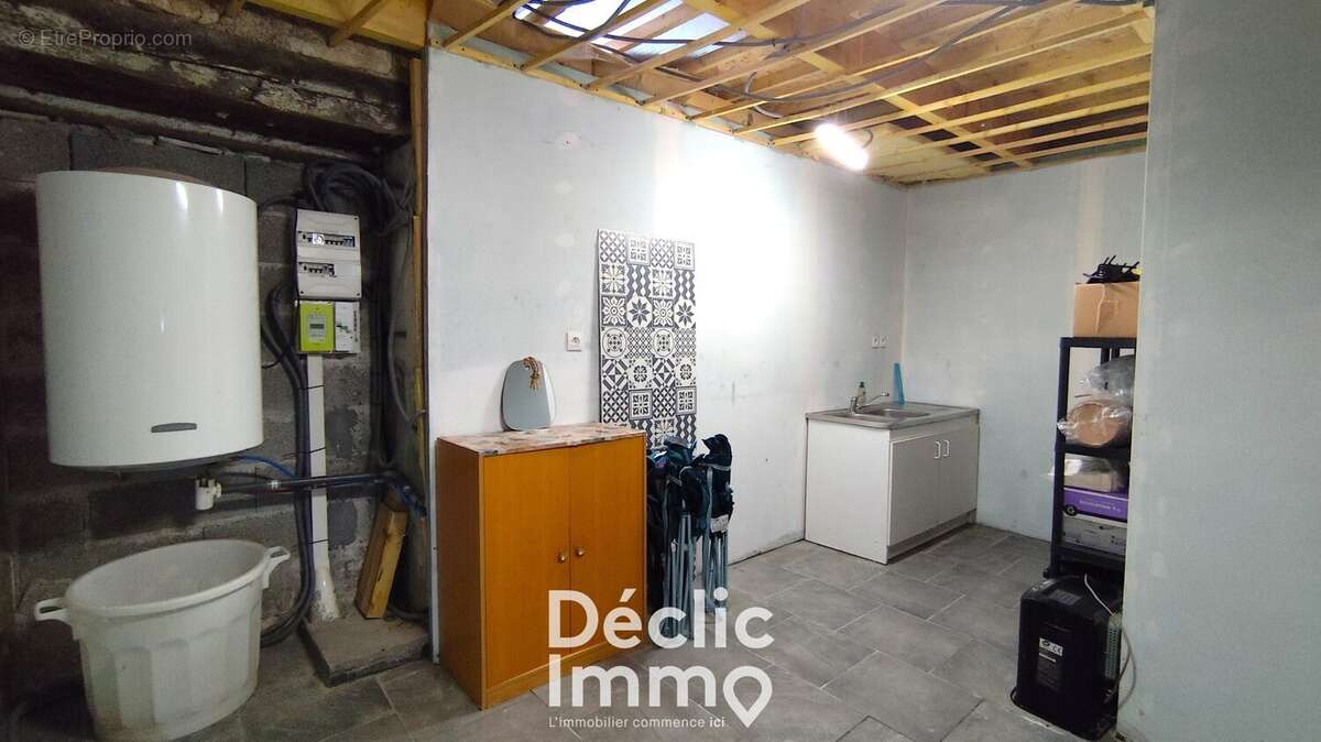 Maison à ROULLET-SAINT-ESTEPHE