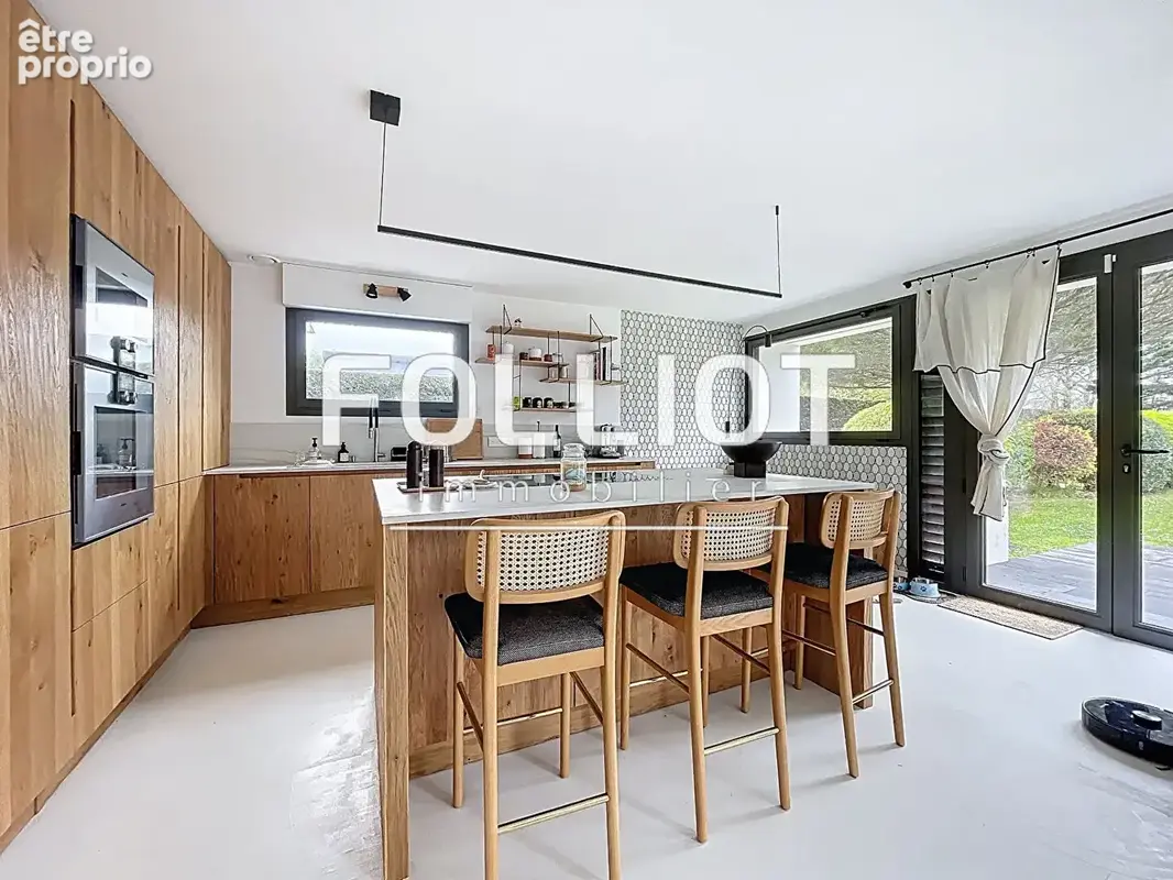Maison de grand standing à vendre à Bréville-sur-Mer - 7 pièces, 224 m² avec Piscine - photo 4