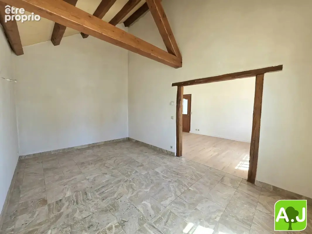 Maison 3 pièces 64 m² à vendre à Ezy-Sur-Eure (27530) - photo 2