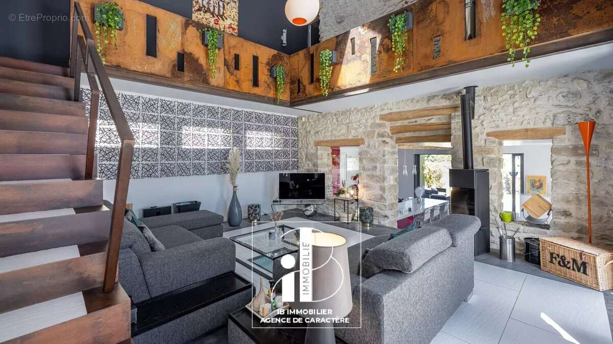 Maison à MORET-SUR-LOING