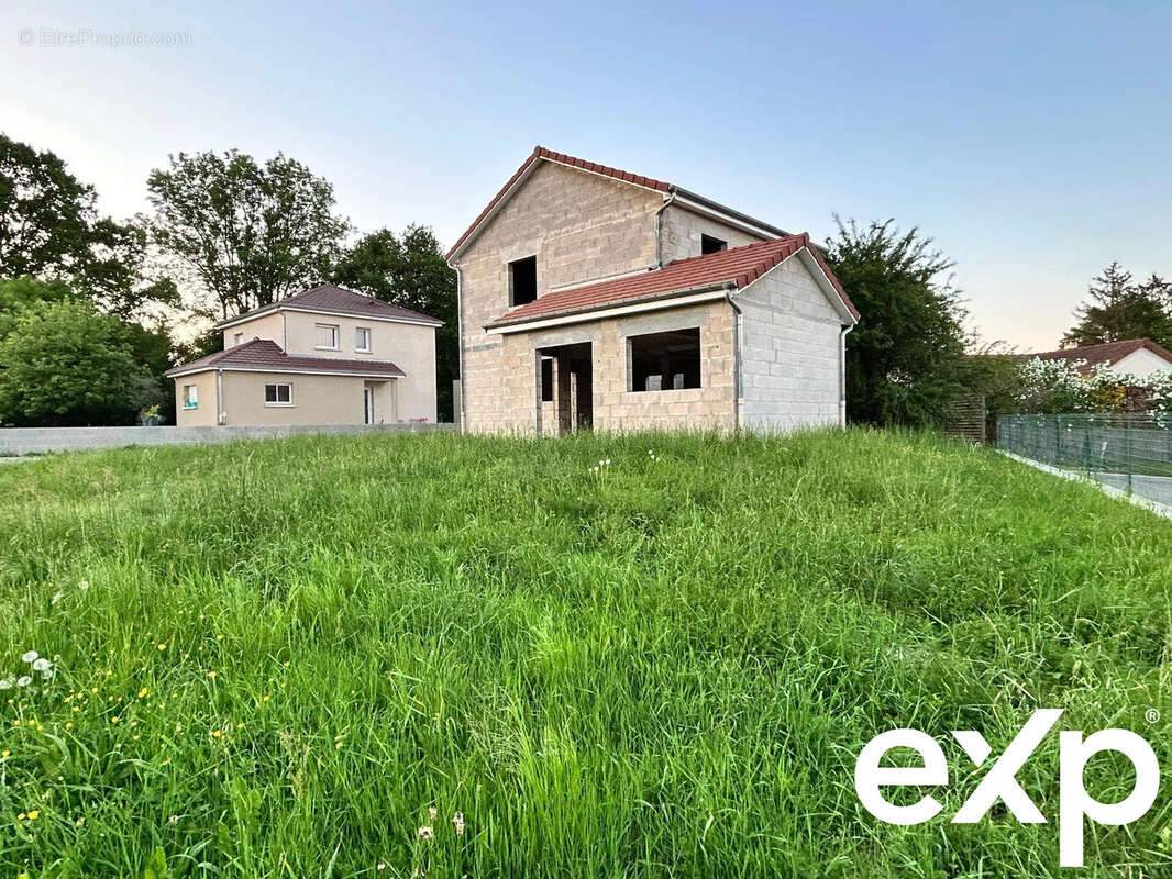 Maison à BERTHELANGE