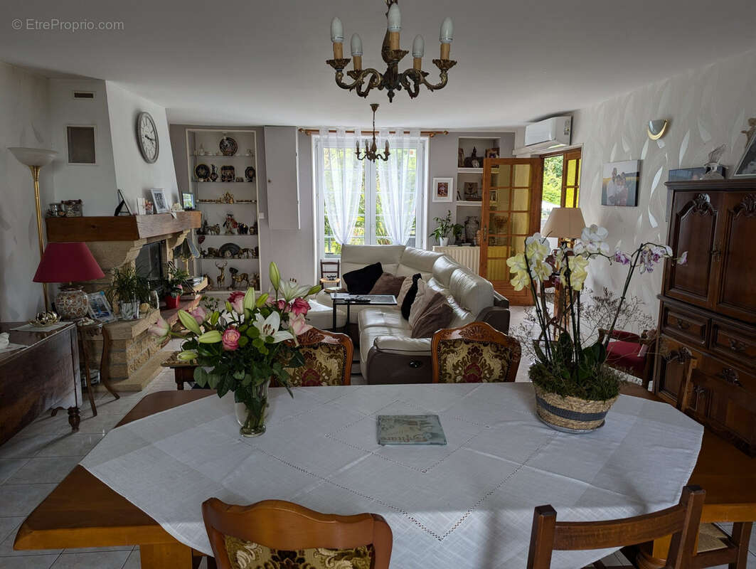 Maison à CHASSIGNOLLES