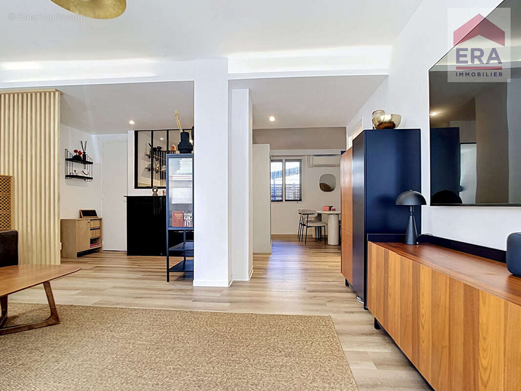 Appartement à MARSEILLE-5E