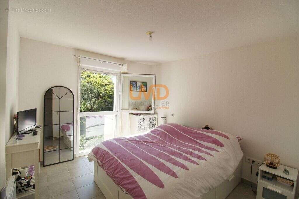 Appartement T3 plus terrasse et parking - photo 5