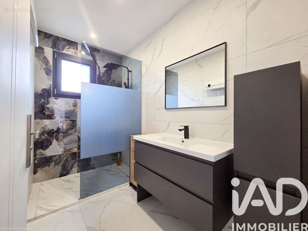 Photo 6 - Maison à SAINT-SIMEON-DE-BRESSIEUX