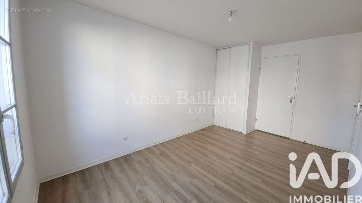 Photo 7 - Appartement à MOISSY-CRAMAYEL