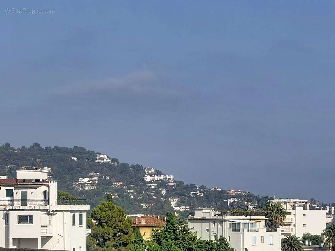 2 Pièces Tassigny  Résidence Seniors Vue Mer Panoramique 2 Terrasses - photo 10