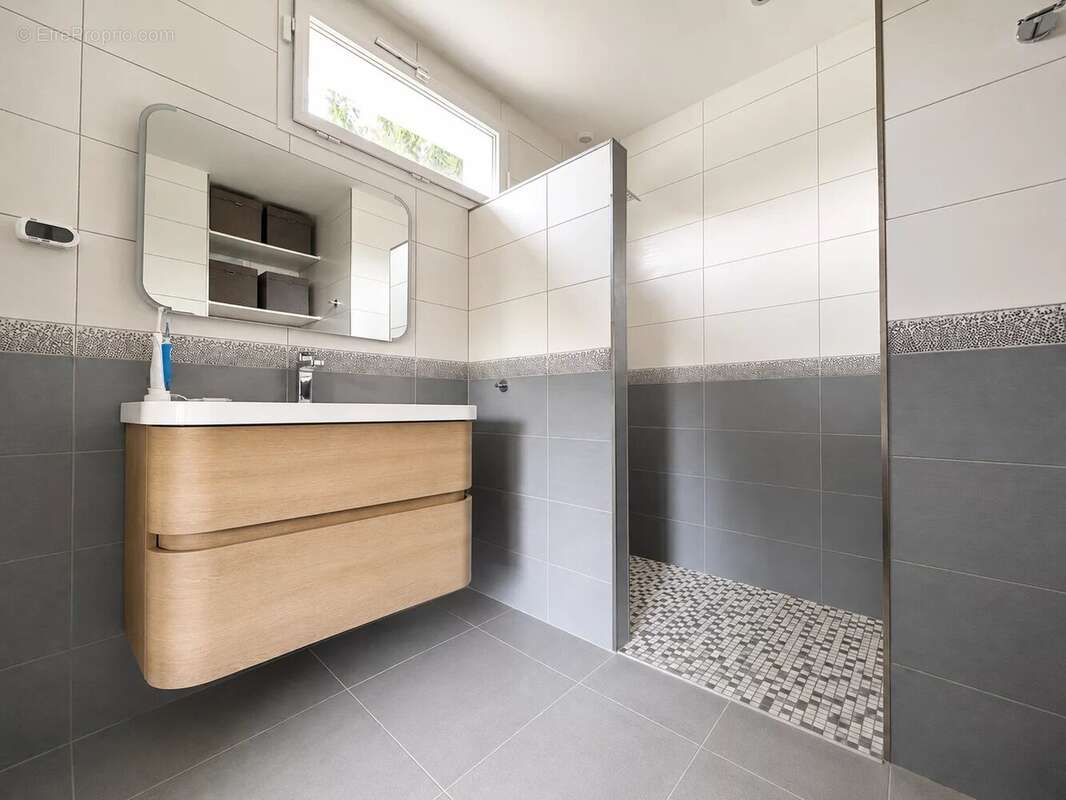 Maison 6 pièces avec suite parentale en rez de chaussée - photo 7