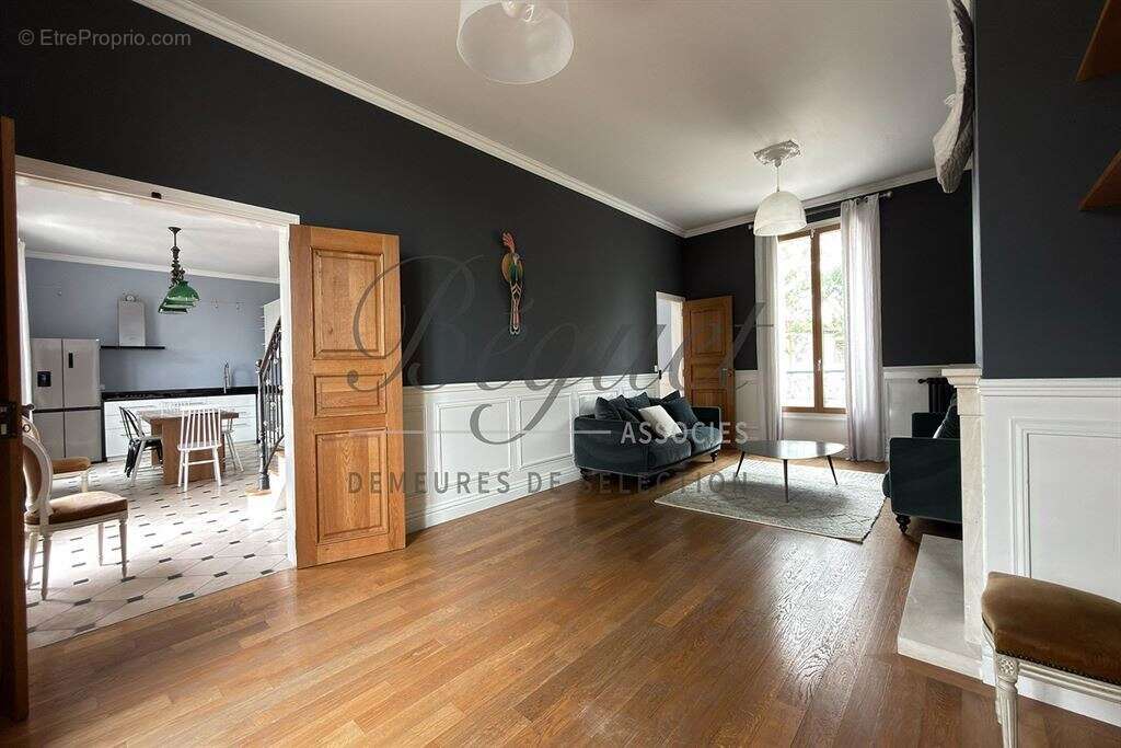 Mere - montfort - neauphle 78490 maison + studio 200 m² 3/4 chb jardin 2500 m² studio garage - photo 9