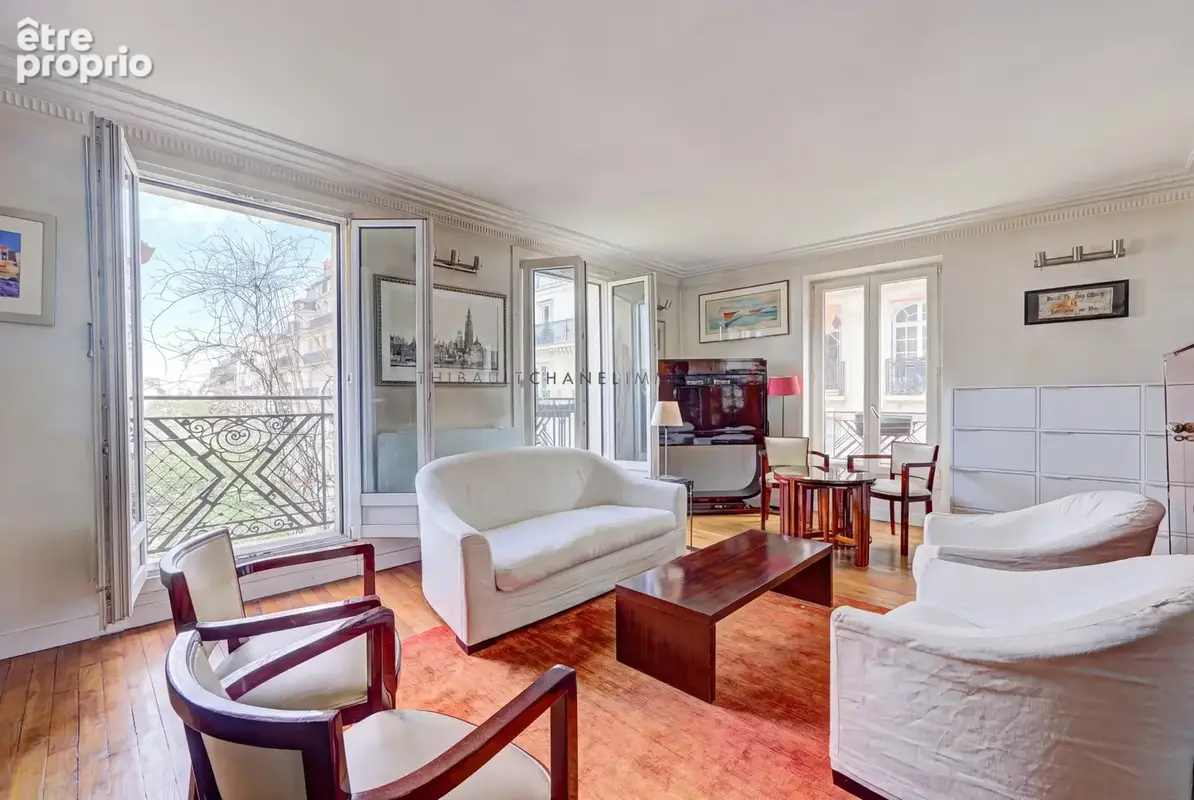 Appartement à PARIS-17E