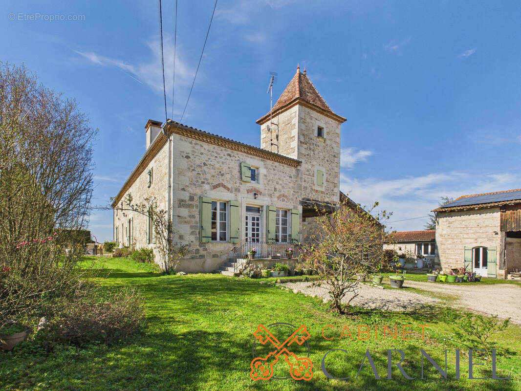 Maison à BOURRAN
