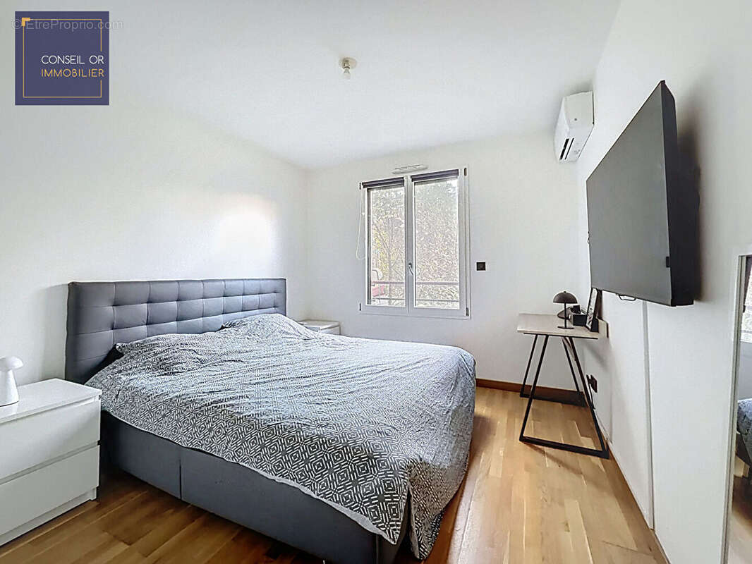 Appartement à SAINT-GENIS-LAVAL