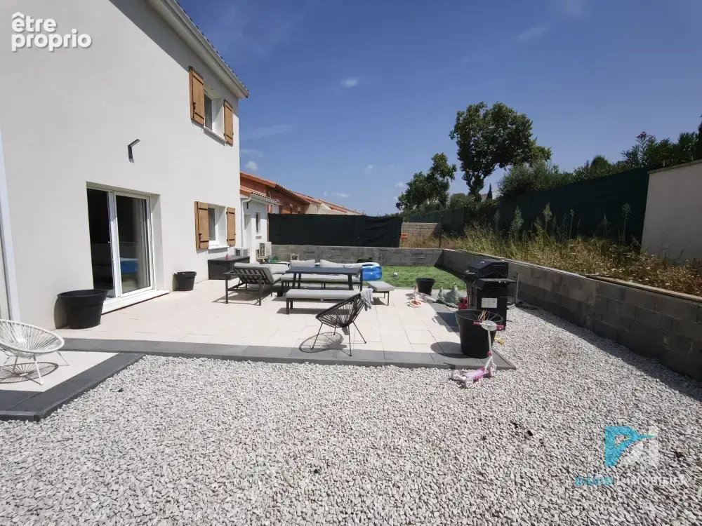 Roujan   Villa 3 chambres, plein sud, terrain piscinable et garage - photo 3